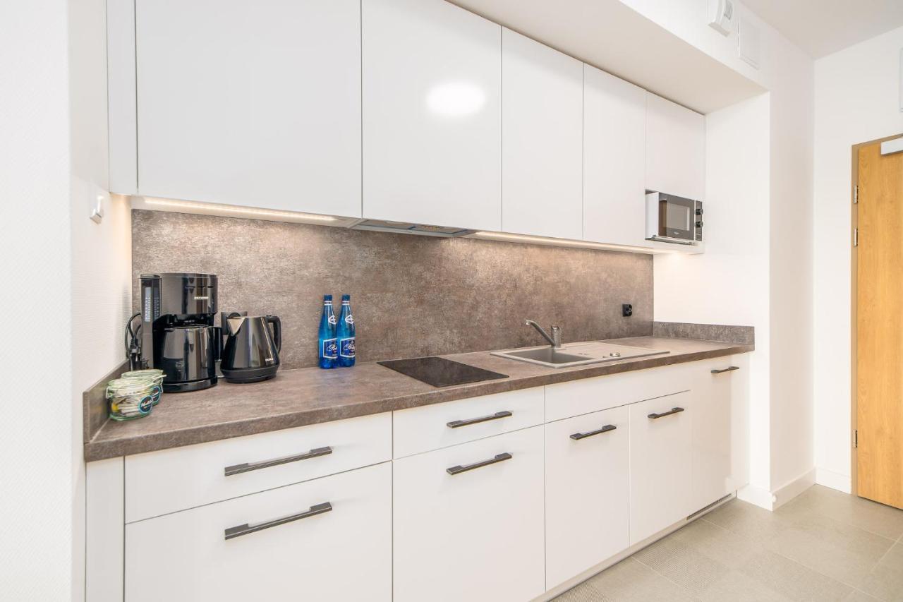 Aquamarina Prima Seaside Apartments By The Beach By Noclegi Renters Miedzyzdroje Ngoại thất bức ảnh
